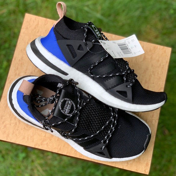 NEW Adidas Originals Arkyn Primeknit Black Shoes - Picture 3 of 6